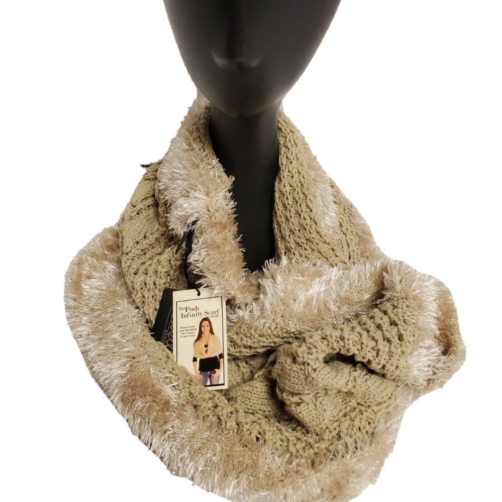 NWT POSH INFINITY SCARF BY NOELLE